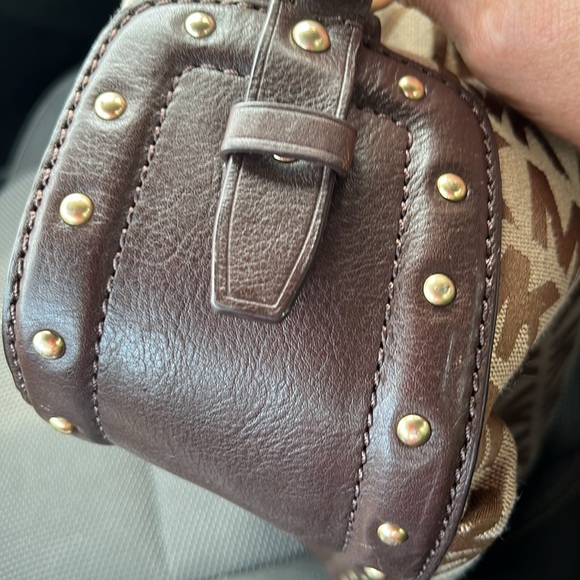 MK Canvas Shoulder Bag Color: Brown Good Condition. - Picture 11 of 11